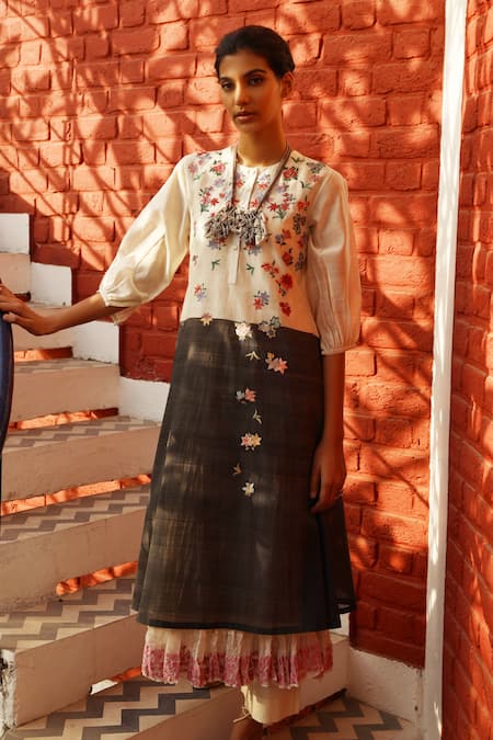 Prama By Pratima Pandey Black Cotton, Silk Maheshwari Round Kurta Set