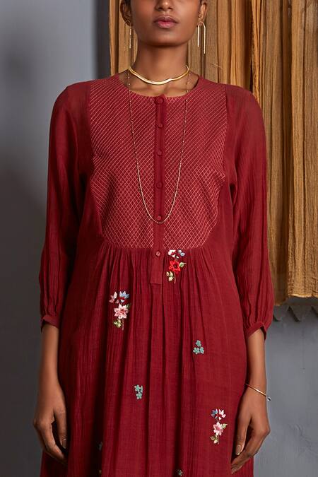 Buy Prama By Pratima Pandey Blue Silk Chanderi V Neck Embroidered Tunic Online at Aza Fashions Buy_Prama By Pratima Pandey_Blue Silk Chanderi V Neck Embroidered Tunic _Online_at_Aza_Fashions