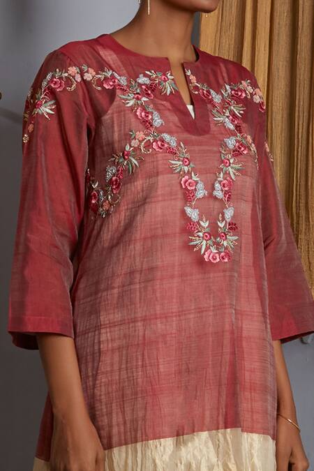 Buy_Prama By Pratima Pandey_Gold Silk Maheshwari Notched Embroidered Tunic  _Online_at_Aza_Fashions