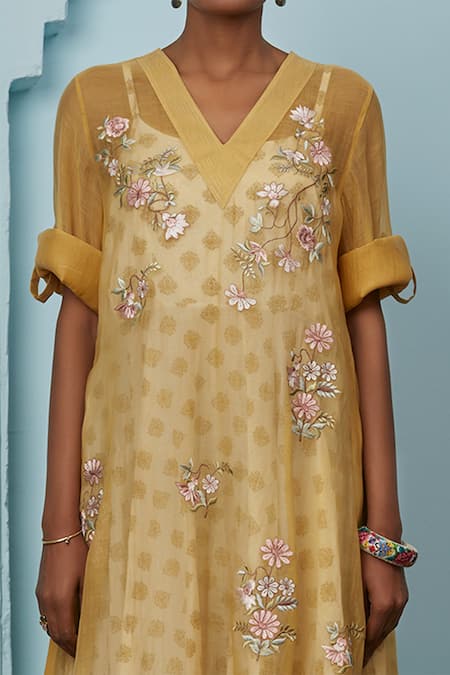 Buy Prama By Pratima Pandey Beige Silk Chanderi V Neck Embroidered Tunic Online at Aza Fashions Buy_Prama By Pratima Pandey_Beige Silk Chanderi V Neck Embroidered Tunic _Online_at_Aza_Fashions