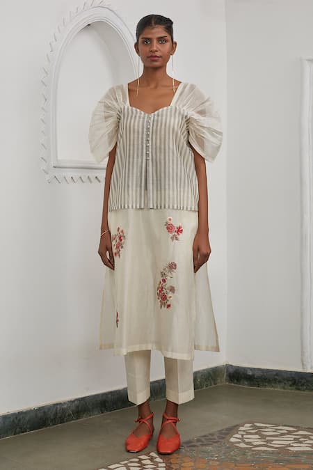 Prama By Pratima Pandey Off White Sweetheart Neck Silk Chanderi Embroidered Tunic