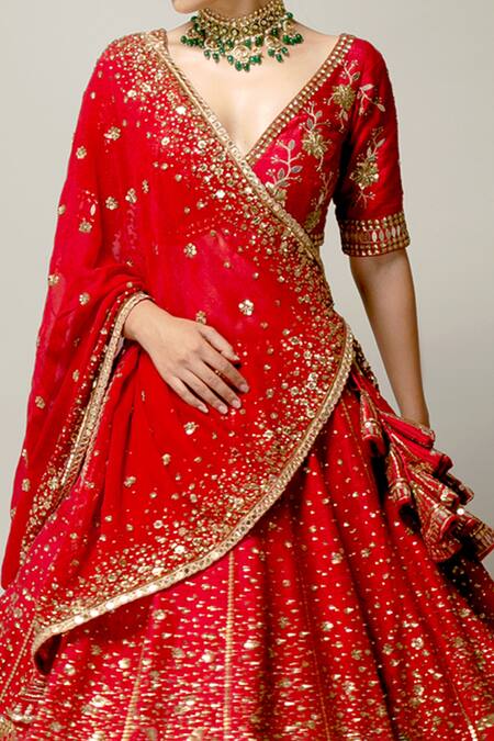 Buy Prevasu Red Dupatta Georgette, Lehenga And Blouse Raw Deewani Embroidered Bridal Set Online at Aza Fashions Buy_Prevasu_Red Dupatta Georgette, Lehenga And Blouse Raw Deewani Embroidered Bridal Set _Online_at_Aza_Fashions