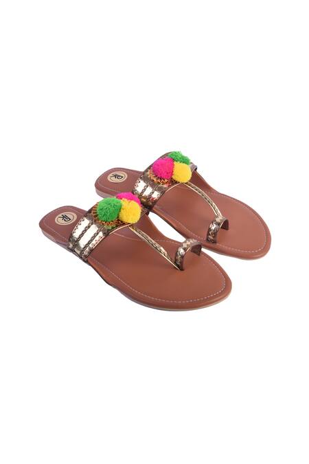 MOSE Women's Flat Sandals, Bohemian Wind Sandals Gladiator Leather Round  Toe Flats Shoes Pom-Pom Cross-Strap Sandals 43 M EU Multicolor: Buy Online  at Low Prices in India - Amazon.in