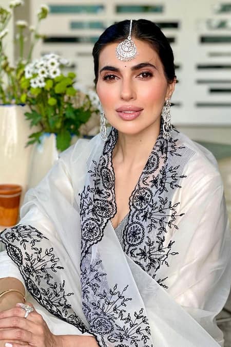 Shop_Sureena Chowdhri_White Silk Chanderi Thread Work V Neck Embroidered Anarkali Palazzo Set_Online_at_Aza_Fashions