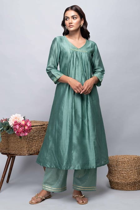 Buy_Kalakaari By Sagarika_Green Cotton, Chanderi Silk, Kota Doria Threadwork Leaf Neck Kurta Set_Online_at_Aza_Fashions