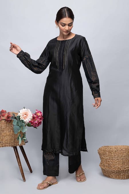 Kalakaari By Sagarika Chanderi Kurta & Pant Set 