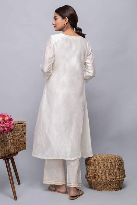 Kalakaari By Sagarika Chanderi Silk Kurta & Pant Set 
