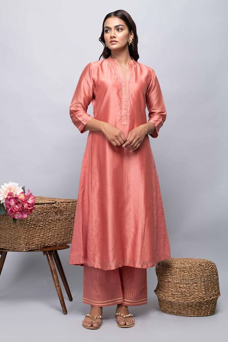 Kalakaari By Sagarika Chanderi Kurta & Pant Set 