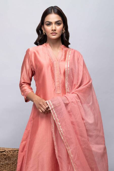 Shop_Kalakaari By Sagarika_Peach Cotton, Chanderi Silk Plain V Neck Straight Kurta Set_Online_at_Aza_Fashions