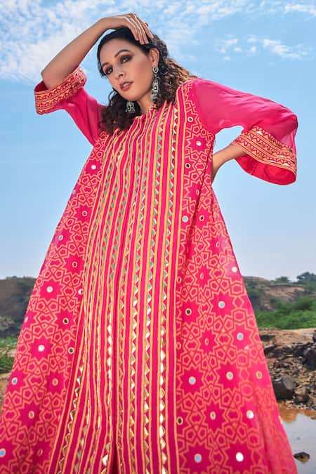 Pooja Rajgarhia Gupta Pink Georgette And Crepe Round Printed Kurta & Palazzo Set