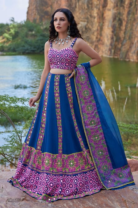 Pooja Rajgarhia Gupta Blue Georgette And Organza Sweetheart Neck Printed Lehenga Set Online at Aza Fashions Pooja Rajgarhia Gupta_Blue Georgette And Organza Sweetheart Neck Printed Lehenga Set _Online_at_Aza_Fashions