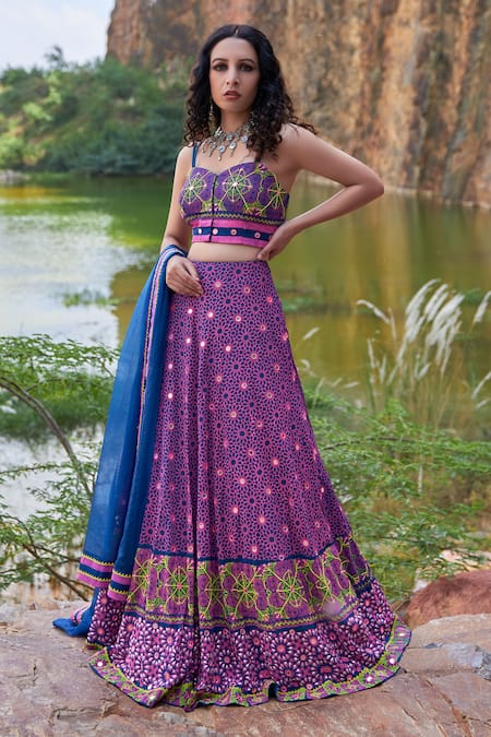 Shop Pooja Rajgarhia Gupta Blue Georgette And Organza Sweetheart Neck Printed Lehenga Set at Aza Fashions Shop_Pooja Rajgarhia Gupta_Blue Georgette And Organza Sweetheart Neck Printed Lehenga Set _at_Aza_Fashions