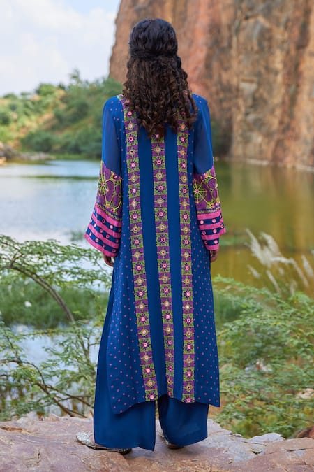 Shop Pooja Rajgarhia Gupta Blue Crepe, Georgette And Organza Square Neck Printed Kurta & Palazzo Set at Aza Fashions Shop_Pooja Rajgarhia Gupta_Blue Crepe, Georgette And Organza Square Neck Printed Kurta & Palazzo Set _at_Aza_Fashions