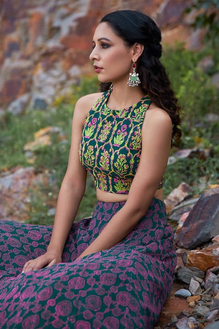 Buy Pooja Rajgarhia Gupta Green Georgette And Organza High Printed Lehenga Set Online at Aza Fashions Buy_Pooja Rajgarhia Gupta_Green Georgette And Organza High Printed Lehenga Set _Online_at_Aza_Fashions