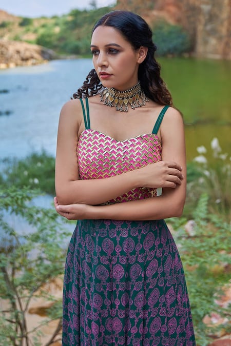 Buy_Pooja Rajgarhia Gupta_Green Georgette And Organza Sweetheart Neck Printed Anarkali Set _Online_at_Aza_Fashions