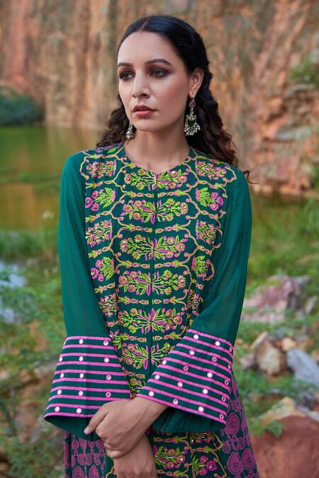Pooja Rajgarhia Gupta Green Georgette And Crepe Round Printed Kurta & Palazzo Set at Aza Fashions Pooja Rajgarhia Gupta_Green Georgette And Crepe Round Printed Kurta & Palazzo Set _at_Aza_Fashions