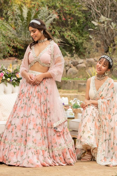10 Gorgeous bridal lehengas for this summer season! | Bridal Wear | Wedding  Blog