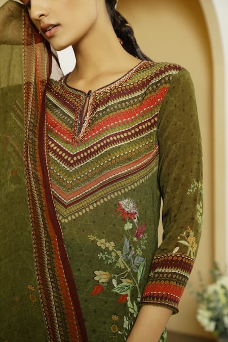 Buy_Kalista_Green Crepe Keyhole Kurta Set _Online_at_Aza_Fashions