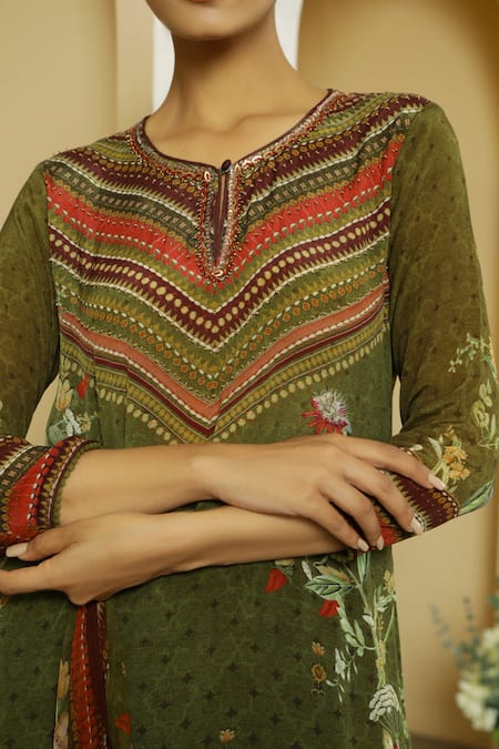 Shop_Kalista_Green Crepe Keyhole Kurta Set _Online_at_Aza_Fashions