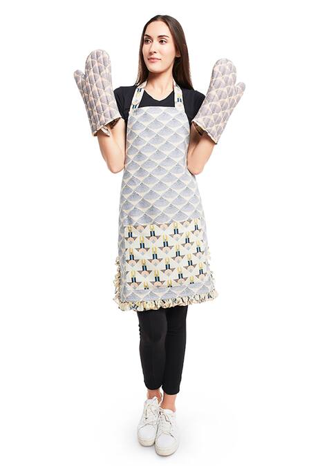 Payal Singhal Accessories Beige Canvas Printed Fan Apron With Mittens