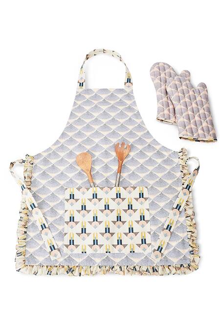 Shop Payal Singhal Accessories Beige Canvas Printed Fan Apron With Mittens at Aza Fashions Shop_Payal Singhal Accessories_Beige Canvas Printed Fan Apron With Mittens_at_Aza_Fashions