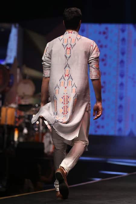 Shop_PS Men By Payal Singhal_Grey Dupion , Cotton Ikat Carpet Print Kurta Set _at_Aza_Fashions