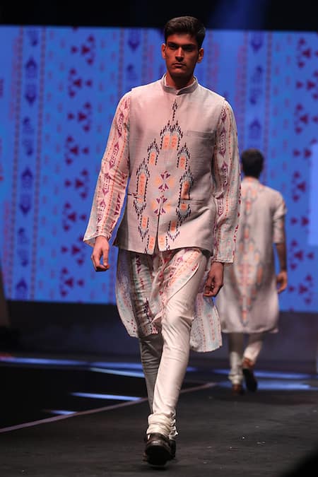 PS Men by Payal Singhal Grey Silk Mul Printed Ikat Carpet Bundi And Kurta Set 