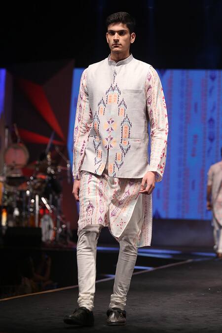 Buy_PS Men By Payal Singhal_Grey Dupion , Cotton , Mul Ikat Carpet Print Bundi And Kurta Set_Online_at_Aza_Fashions