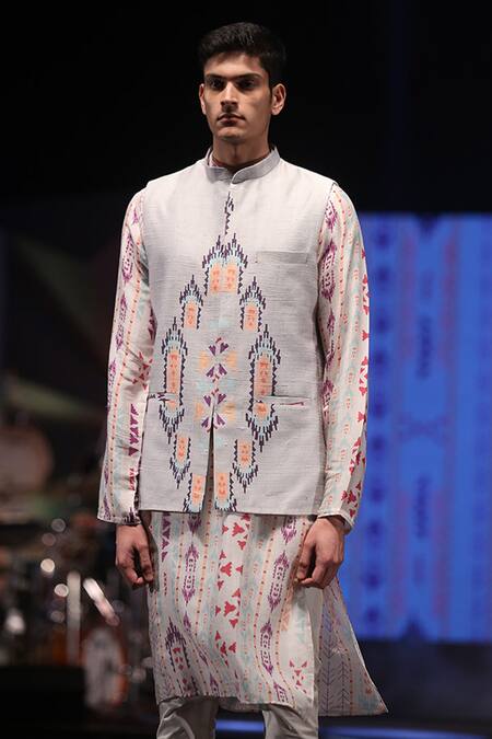 Shop_PS Men By Payal Singhal_Grey Dupion , Cotton , Mul Ikat Carpet Print Bundi And Kurta Set_Online_at_Aza_Fashions