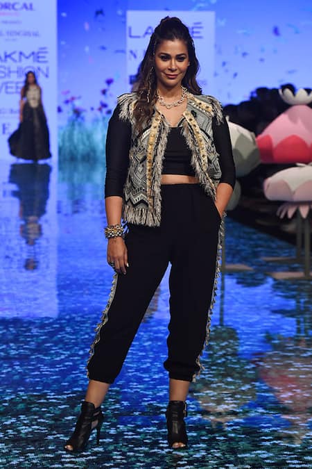 Shop Payal Singhal Blue Georgette And Lycra Embroidery Thread & Sequin Round Iraj Jacket Pant Set at Aza Fashions Shop_Payal Singhal_Blue Georgette And Lycra Embroidery Thread & Sequin Round Iraj Jacket Pant Set _at_Aza_Fashions