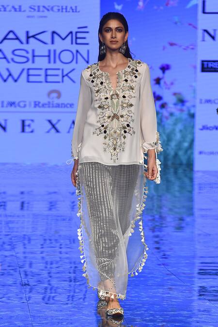 Buy_Payal Singhal_White Georgette And Chanderi Thread Anosh Kaftan Kurta With Jogger Pant Set _Online_at_Aza_Fashions