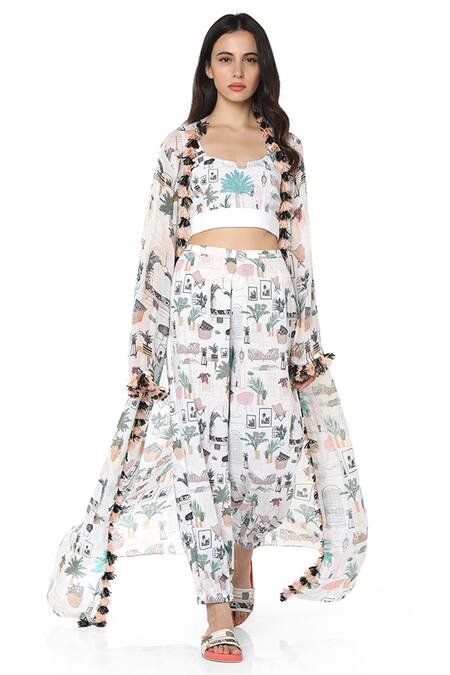 PS Pret By Payal Singhal White Art Crepe Printed Morocco Motifs Scoop Neck Pant Set With Jacket Online at Aza Fashions PS Pret By Payal Singhal_White Art Crepe Printed Morocco Motifs Scoop Neck Pant Set With Jacket_Online_at_Aza_Fashions