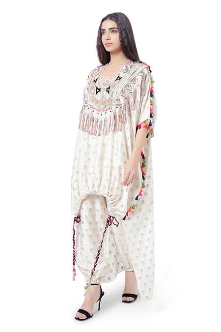 Payal Singhal_White Chanderi Silk Thread Round Duha Kaftan With Jogger Pant _Online_at_Aza_Fashions