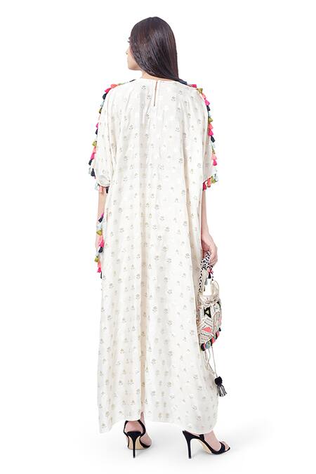 Buy_Payal Singhal_White Chanderi Silk Thread Round Duha Kaftan With Jogger Pant _Online_at_Aza_Fashions
