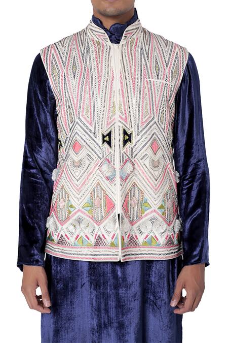 Buy PS Men By Payal Singhal White Velvet Embroidered Geometric Bundi And Kurta Set Online at Aza Fashions Buy_PS Men By Payal Singhal_White Velvet Embroidered Geometric Bundi And Kurta Set _Online_at_Aza_Fashions