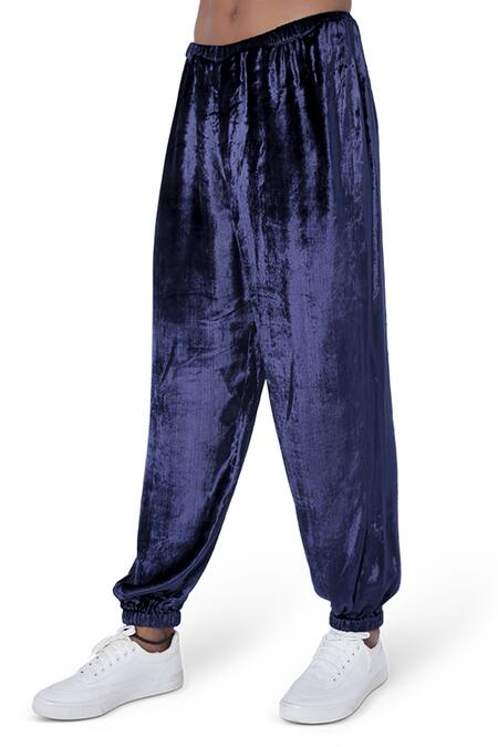 Shop PS Men By Payal Singhal White Velvet Embroidered Geometric Bundi And Kurta Set Online at Aza Fashions Shop_PS Men By Payal Singhal_White Velvet Embroidered Geometric Bundi And Kurta Set _Online_at_Aza_Fashions