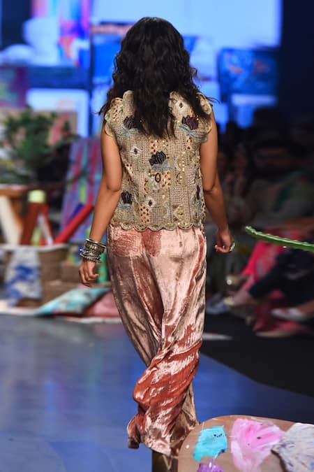 Payal Singhal Pink Georgette Geometric, Sequin Open Embroidered Jacket And Palazzo Set Online at Aza Fashions Payal Singhal_Pink Georgette Geometric, Sequin Open Embroidered Jacket And Palazzo Set _Online_at_Aza_Fashions