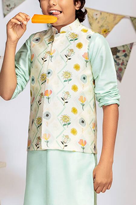 PS Kids By Payal Singhal_Cream Cotton, Silk Embroidery Floral Print Bundi And Kurta Set _at_Aza_Fashions