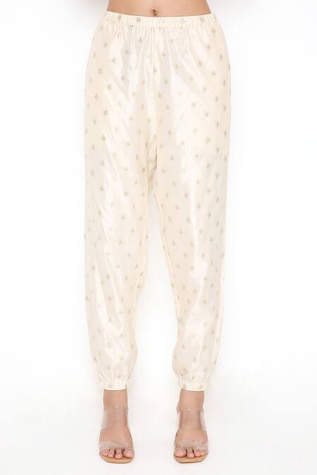 Payal Singhal White Chanderi Embroidered Tassels U Neck Kurta And Jogger Pant Set at Aza Fashions Payal Singhal_White Chanderi Embroidered Tassels U Neck Kurta And Jogger Pant Set _at_Aza_Fashions