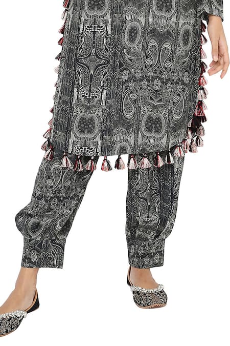 Payal Singhal_Black Crepe Printed Round Nura Tunic And Jogger Salwar _at_Aza_Fashions