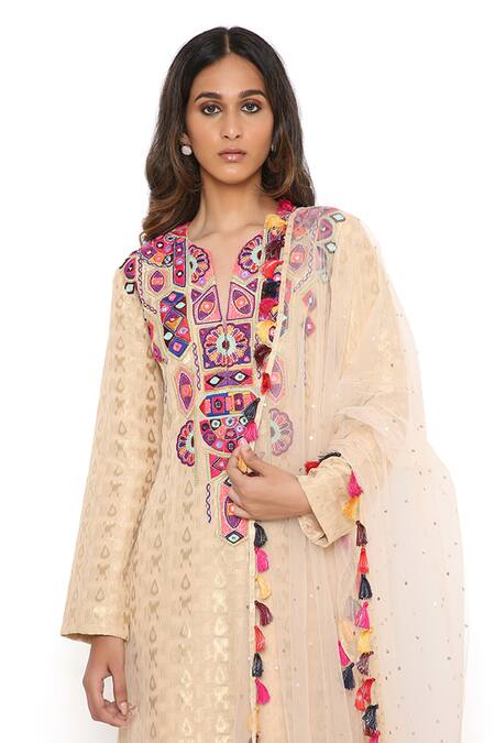 Shop Payal Singhal Beige Georgette, Dupatta Net Notched Banarasi Kurta Palazzo Set Online at Aza Fashions Shop_Payal Singhal_Beige Georgette, Dupatta Net Notched Banarasi Kurta Palazzo Set _Online_at_Aza_Fashions
