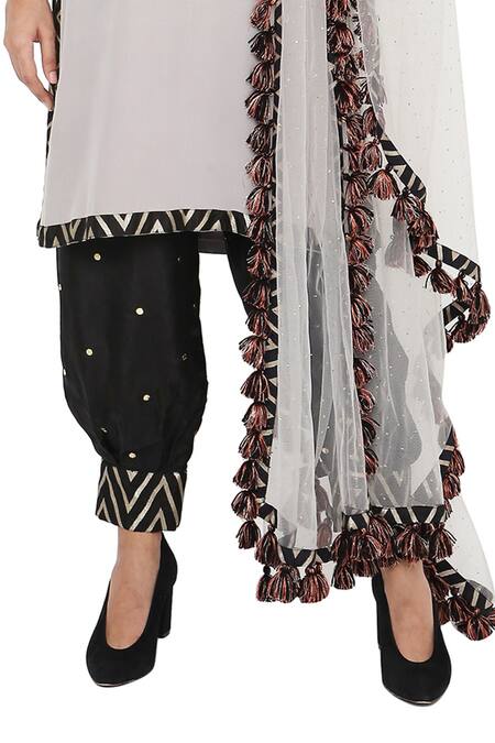 Payal Singhal_Grey Kurta Crepe Salwar Abutai Silk Dupatta Georgette Nyla Set _at_Aza_Fashions