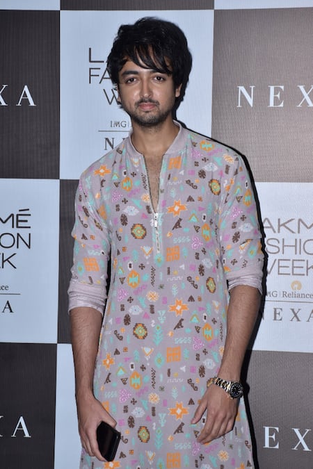 Shop PS Men By Payal Singhal Purple Georgette, Cotton Silk Bandhni Kilim Print Kurta Set at Aza Fashions Shop_PS Men By Payal Singhal_Purple Georgette, Cotton Silk Bandhni Kilim Print Kurta Set _at_Aza_Fashions