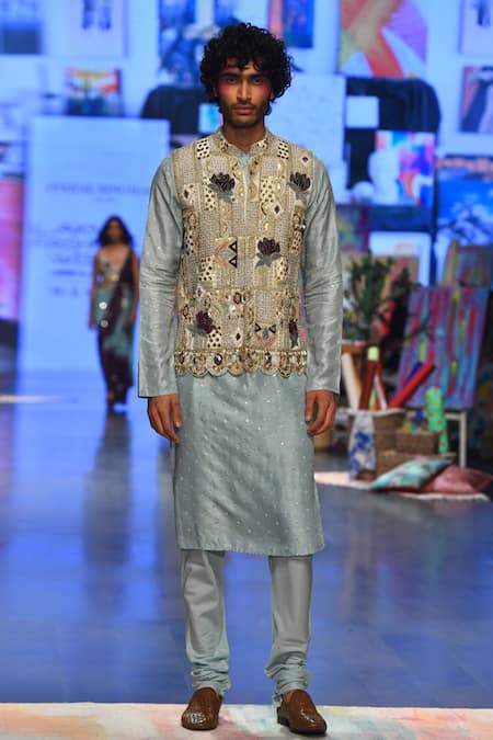 PS Men by Payal Singhal Off White Georgette Embroidery Lotus Kiaan Bundi And Kurta Set 