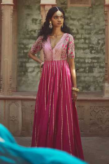 Pratibha Sultania_Pink Organza, Chanderi Gota Patti V Neck Embroidered Anarkali Set_Online_at_Aza_Fashions