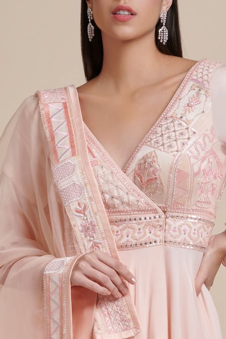 Buy Parul | Vivek Pink Dupatta- Organza, Kurta- Georgette, Lining- Shantoon, Embellished And Set Online at Aza Fashions Buy_Parul | Vivek_Pink Dupatta- Organza, Kurta- Georgette, Lining- Shantoon, Embellished And Set _Online_at_Aza_Fashions