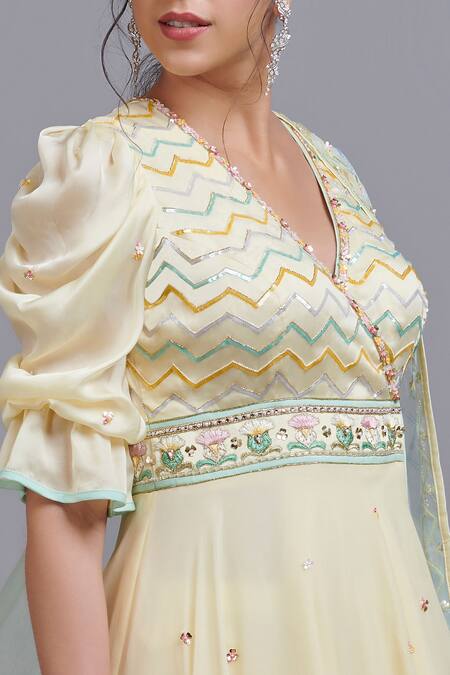 Shop Parul | Vivek Yellow Dupatta- Organza, Kurta- Georgette, Lining- Shantoon, Embellished And Set Online at Aza Fashions Shop_Parul | Vivek_Yellow Dupatta- Organza, Kurta- Georgette, Lining- Shantoon, Embellished And Set _Online_at_Aza_Fashions