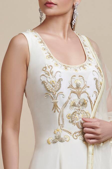 Buy_Parul | Vivek_Off White Anarkali- Crepe, Dupatta- Organza, Lining- Shantoon, Embellished Set _Online_at_Aza_Fashions