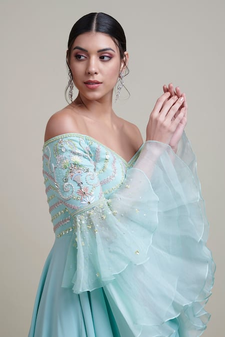 Parul | Vivek Embellished Tunic & Dhoti Pant Set 