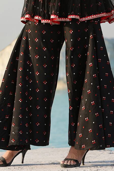 Pallavi Jaipur_Black Tunic Chanderi And  Pants Chanderi Dupatta Sharara Set_at_Aza_Fashions